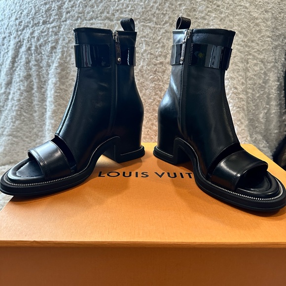 Louis Vuitton Moonlike Ankle Boots Noir size 38, Never been worn, new - Picture 3 of 5